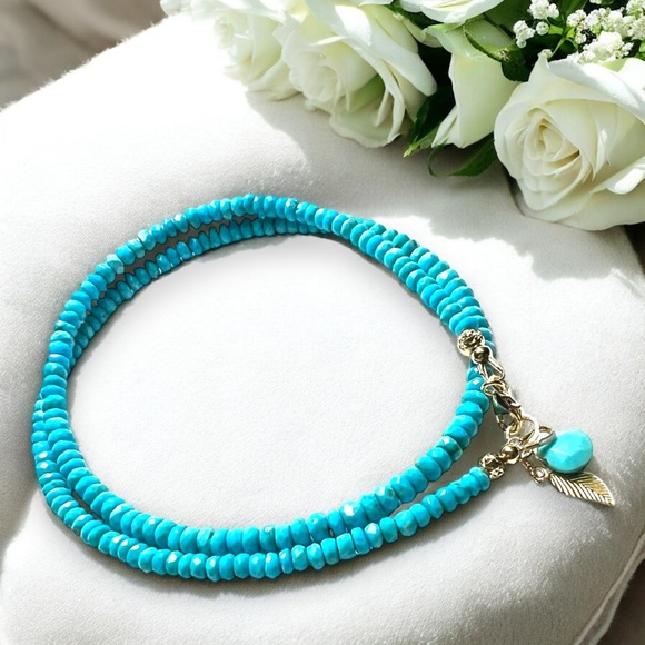 Handmade Natural Arizona Turquoise Necklace in Solid 14k Yellow Gold - Picture 8 of 11